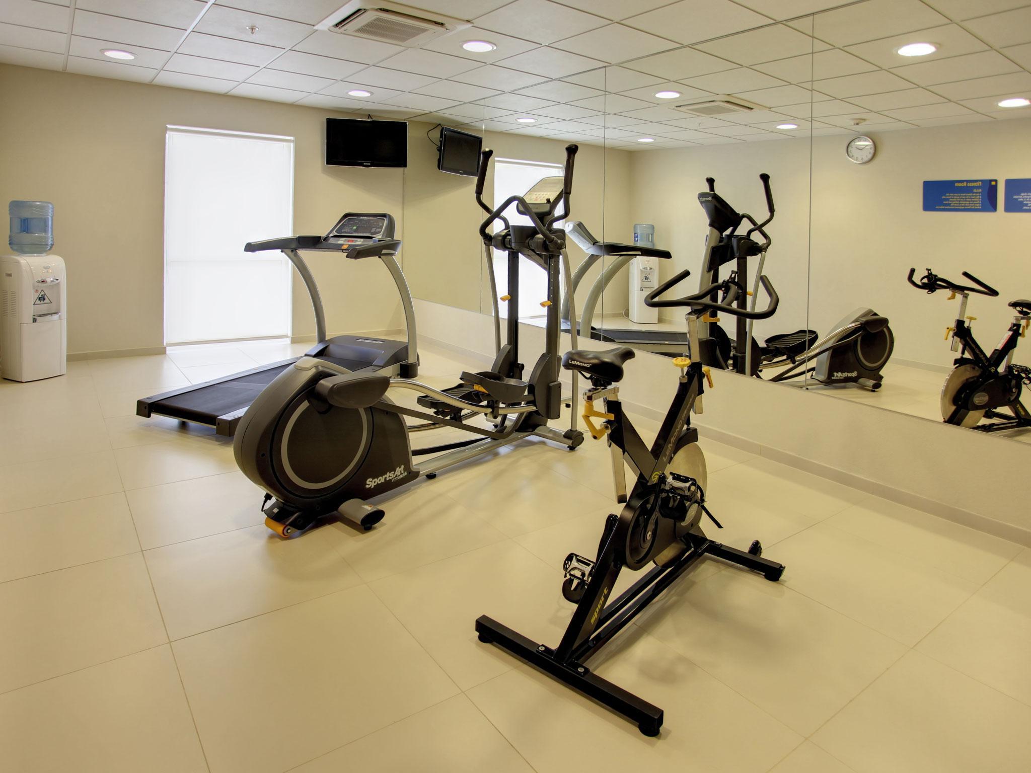 City Express Junior By Marriott فيلاهيرموسا المظهر الخارجي الصورة