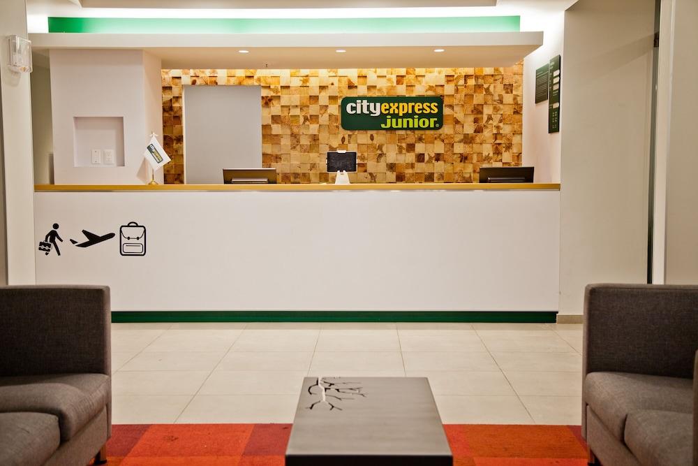 City Express Junior By Marriott فيلاهيرموسا المظهر الخارجي الصورة